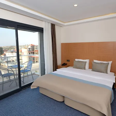 Hotel My